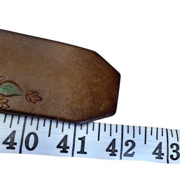Vintage Embossed Brown Leather Belt With Wagon Wheel Metal Buckle Floral Design - Picture 7 of 8